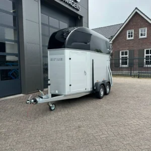 NR 24 Sirius 1 1/2 paards trailer