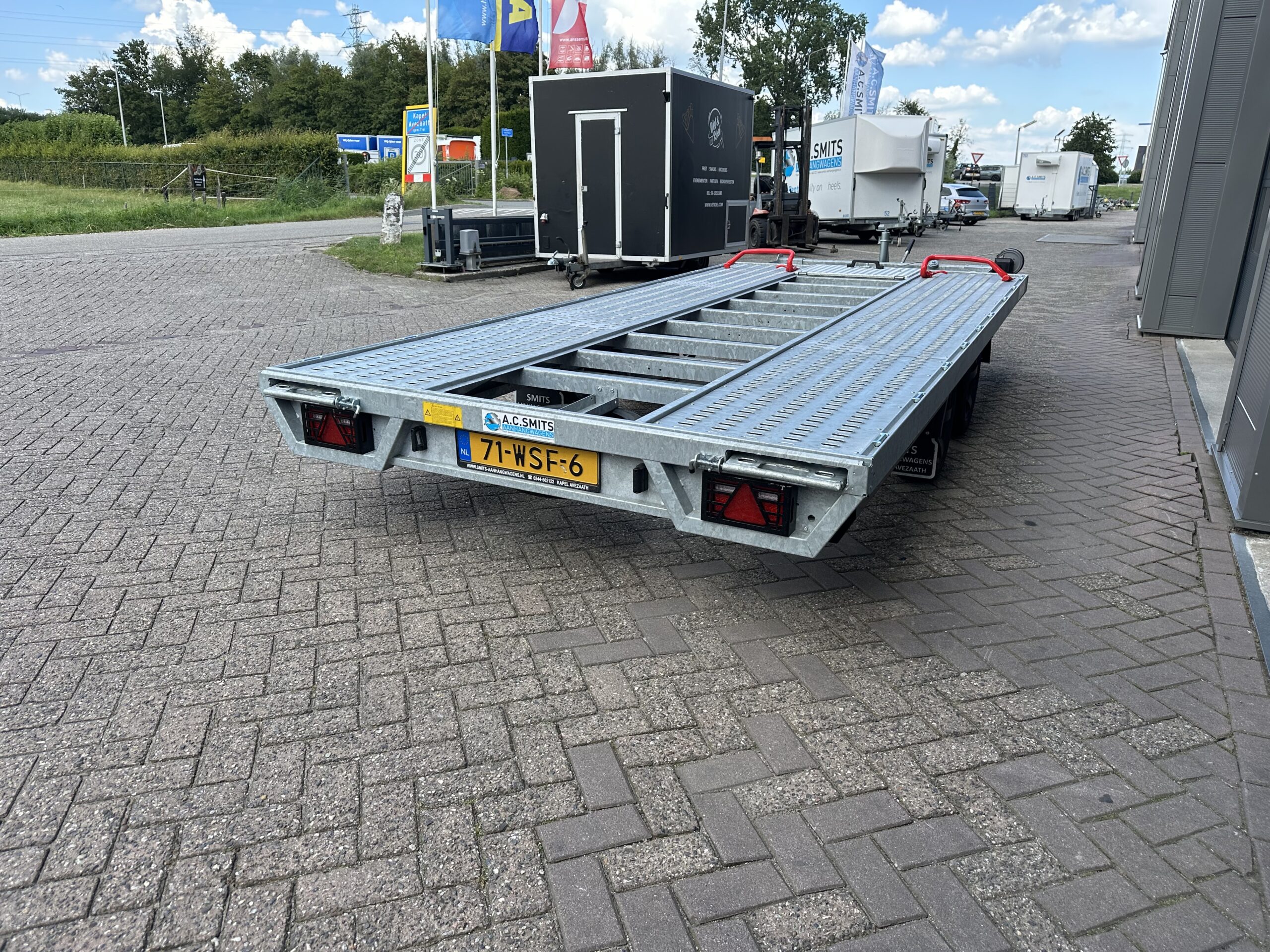 NR 138 Hapert kanteltrailer - Afbeelding 4