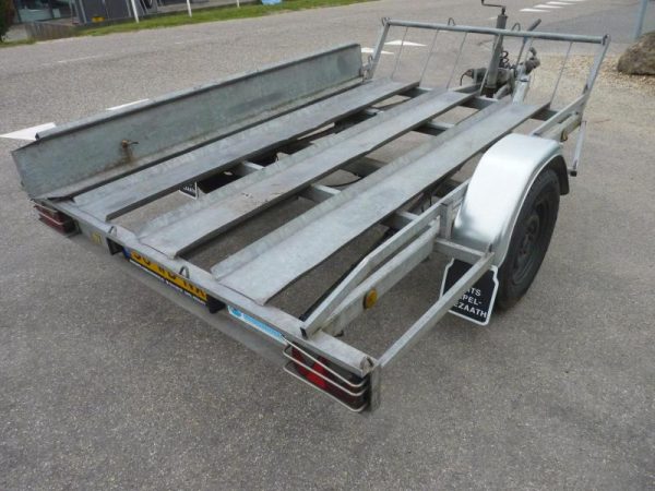 Hoka motortrailer