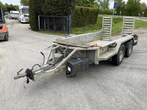 Veldhuizen Baveco Machinetransporter