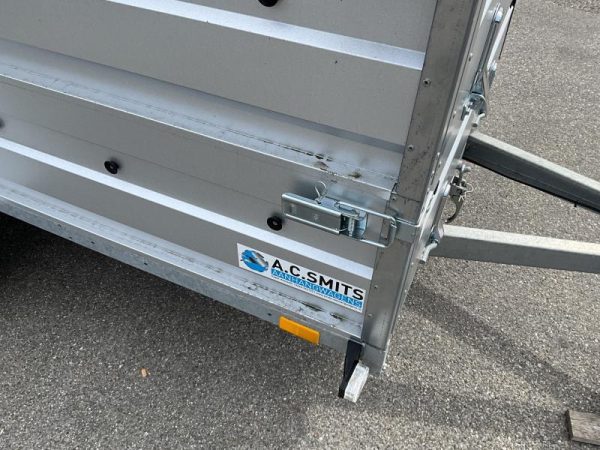 Niewiadow Niewiadow Open bakwagen