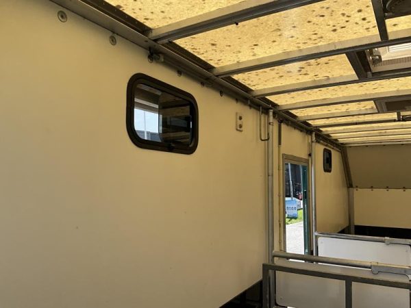 Hapert V2700 Schamelwagen uniek