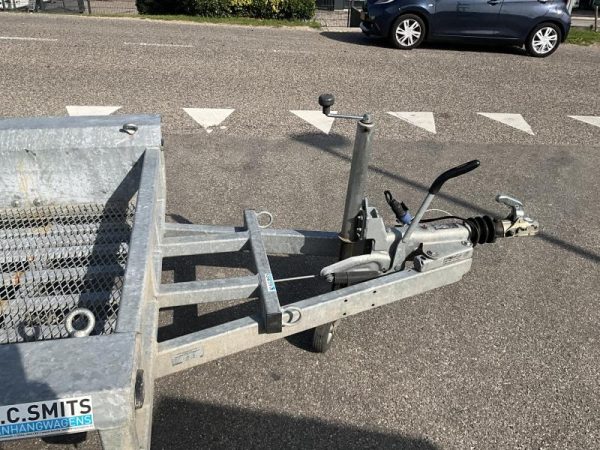 Henra MG hoogwerker vervoer