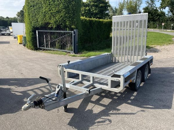 Henra MG hoogwerker vervoer