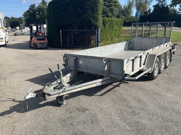IFOR Williams Trailer Machinetransporter
