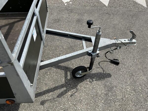 Syma Open bakwagen