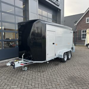 Nugent gesloten bakwagen