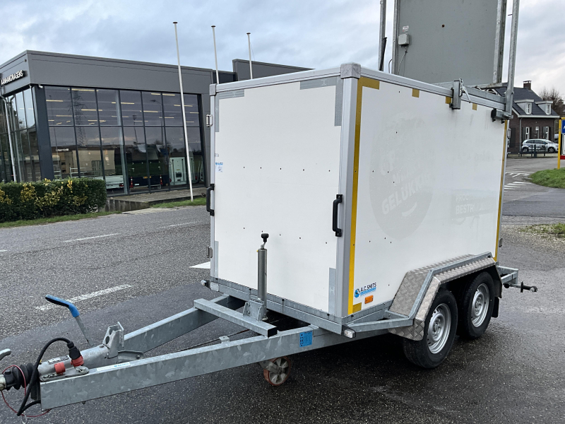 Hoka Gesloten lampenwagen