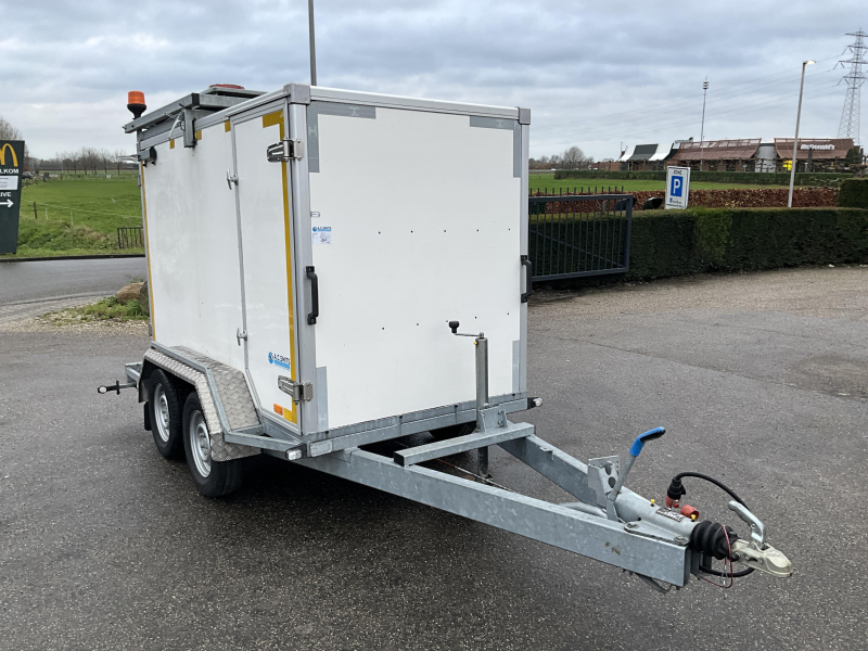 Hoka Gesloten lampenwagen