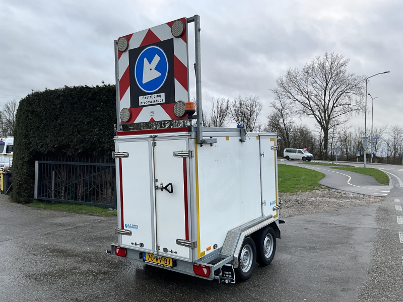 Hoka Gesloten lampenwagen