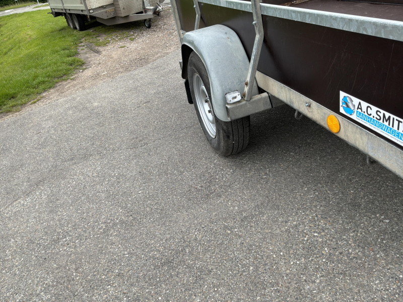 Atec Bakwagen geremd