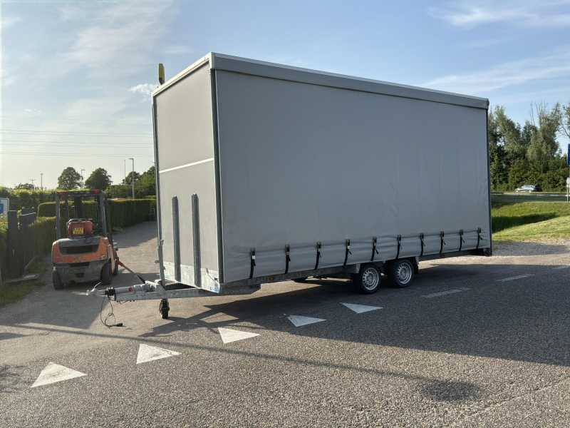Oosterwijk Huifwagen schuifzelen