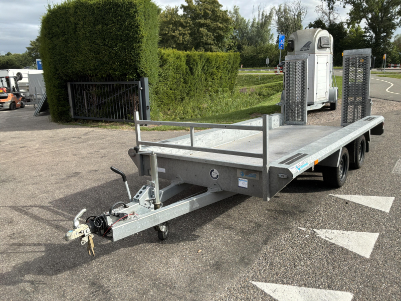 Hapert Machinetransporter