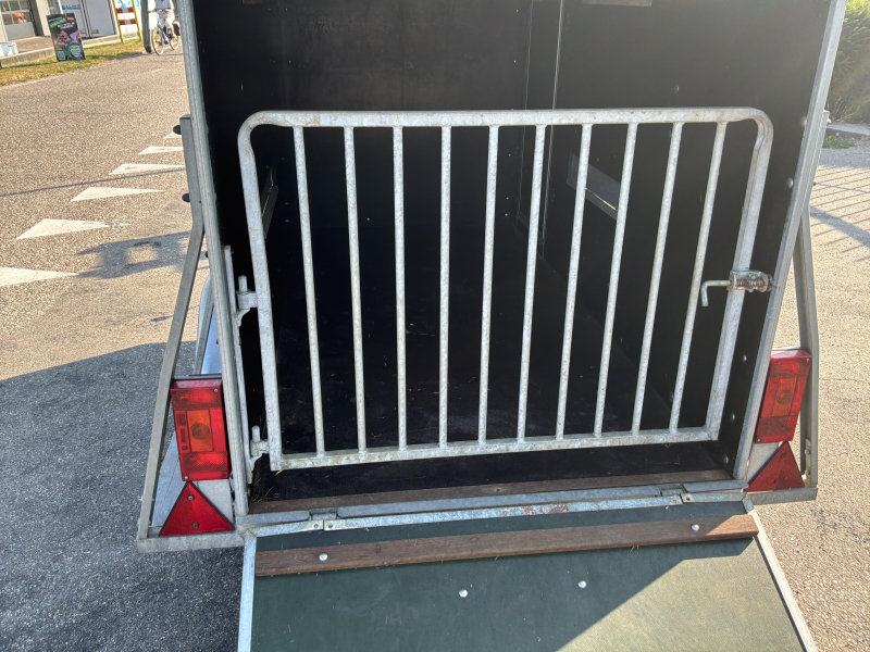 Henra Kleinveewagen in super staat