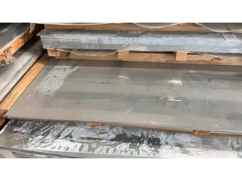 Diversen staalplaten partij vnaf € 90